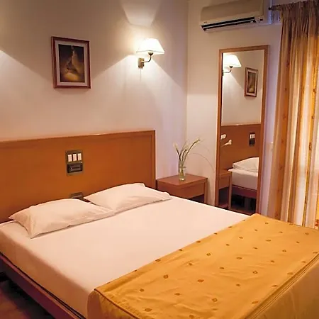 Santa Mafalda Hotel 3*