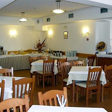 Santa Mafalda 3* Fátima